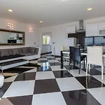 Hundefreundliche Und Moderne Mit Privatpool, Meerblick, Bbq-bereich Сasa de vacaciones