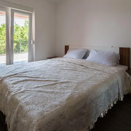 Hundefreundliche Und Moderne Mit Privatpool, Meerblick, Bbq-bereich * Crikvenica