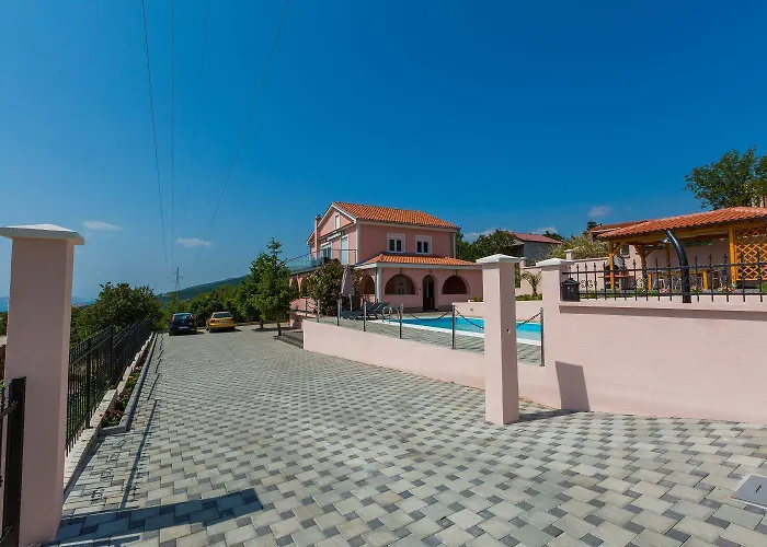 Feriehus Hundefreundliche Und Moderne Mit Privatpool, Meerblick, Bbq-bereich *