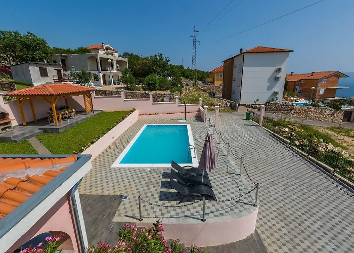 Hundefreundliche Und Moderne Mit Privatpool, Meerblick, Bbq-bereich