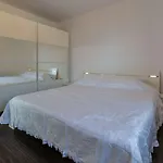 Hundefreundliche Und Moderne Mit Privatpool, Meerblick, Bbq-bereich * Crikvenica